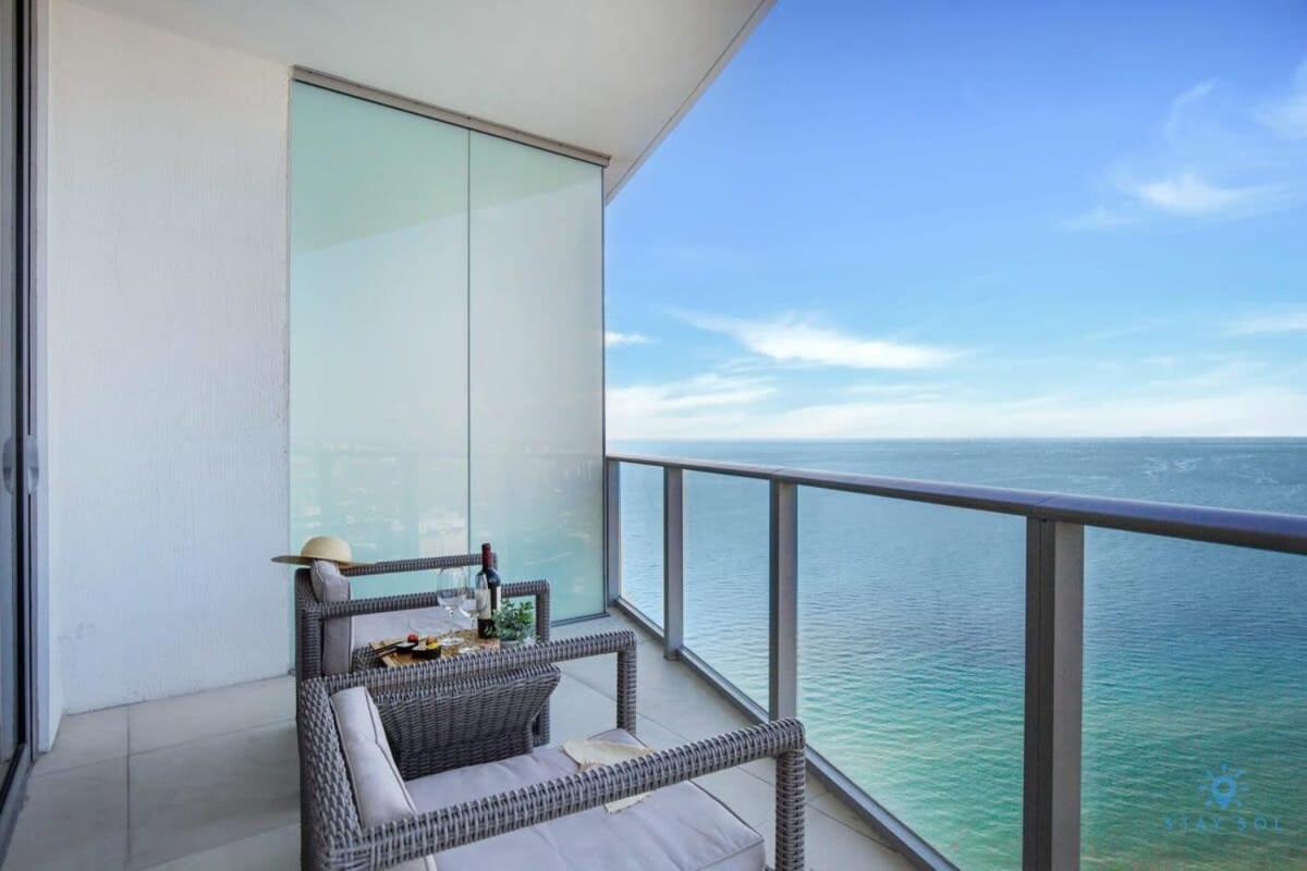 Upper Level Penthouse - Amazing Views Beach & Intracoastal Apartment Hollywood Exterior photo